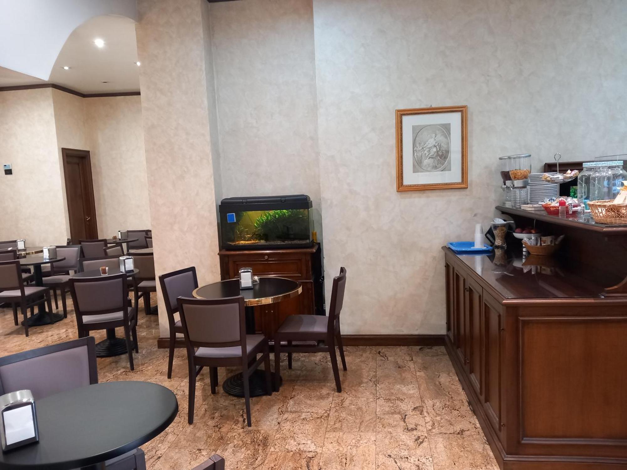 Hotel Valentino Centro Storico Орвието Экстерьер фото
